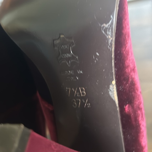 Burgundy velvet chunky high heel loafers with crystal flower at toe - Picture 7 of 9